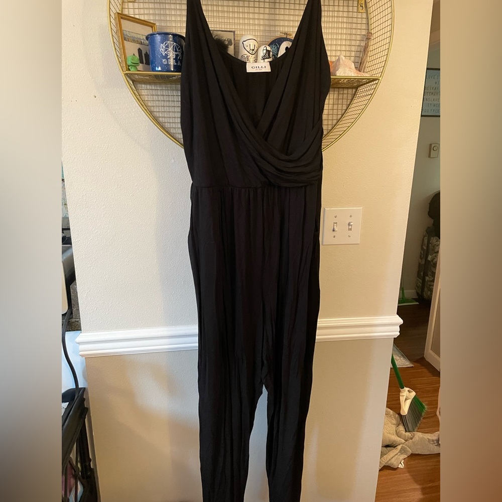 ModCloth black tank jumper